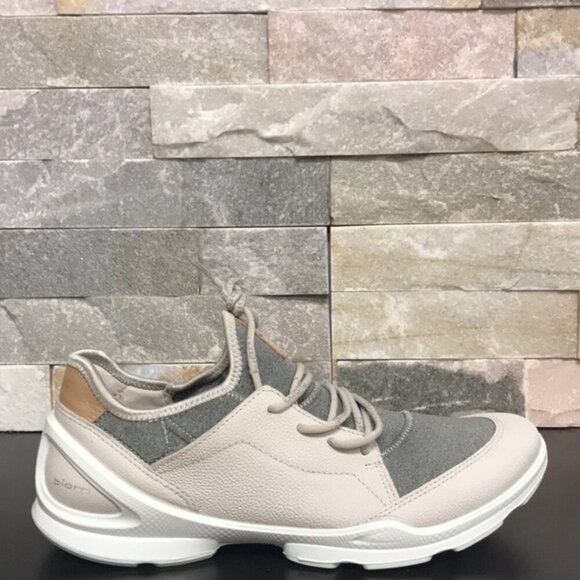 ECCO Women's Biom Street Sneakers - Picture 5 of 7